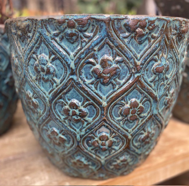 Outdoor Filigree Pot