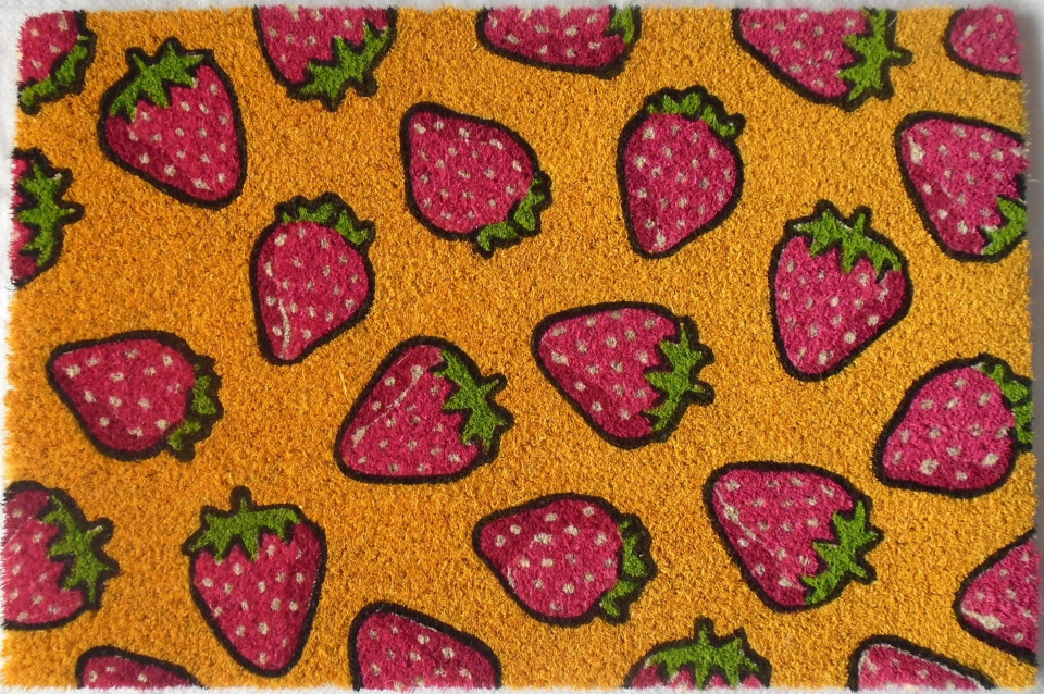 Strawberries Mat